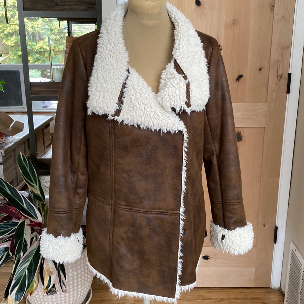 EUC! Velvet Karaganda Sherpa jacket